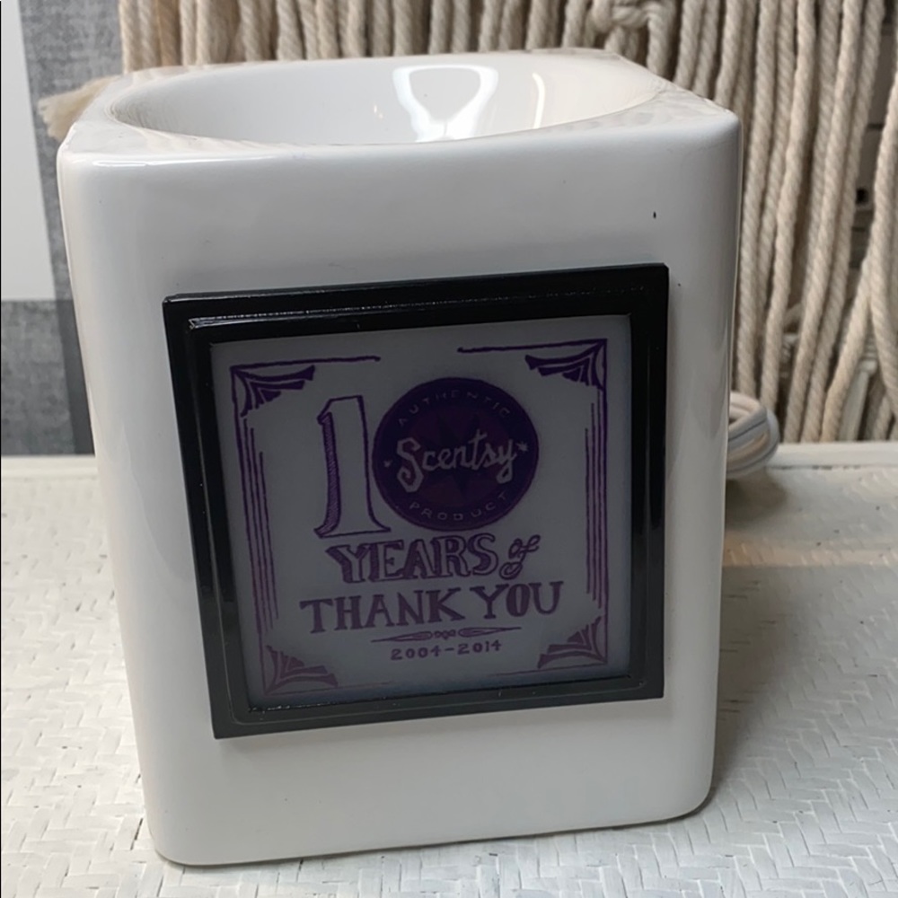 Scentsy Warmer